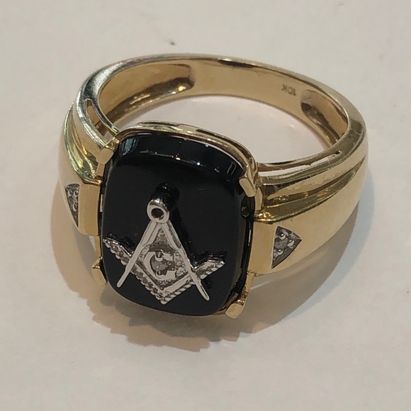 10k yellow gold mason ring